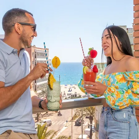 Апартаменты Marina - Sea Views In The Heart Of Lloret Льорет-де-Мар