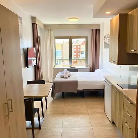 Marina - Sea Views In The Heart Of Lloret Daire